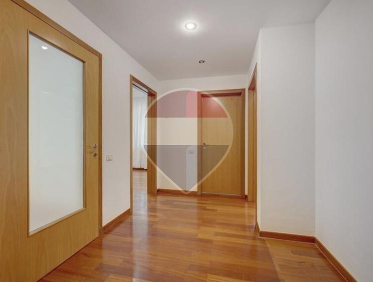 Apartament de 4 camere Primăverii /finisaje premium/ vedere Lac Bordei