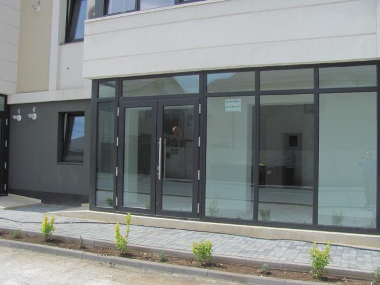 Spatiu Comercial, Stradal, Parter