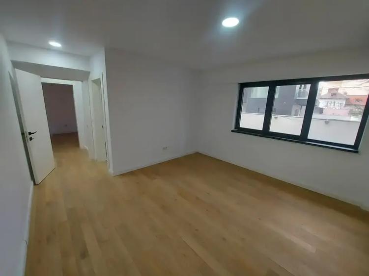 Spatiu birouri 85 mp, bloc boutique lux, Polona - Eminescu /Comision 0