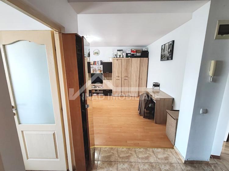 Apartament cu o cameră, 35 mp+balcon, parcare, Zorilor Str. Viilor