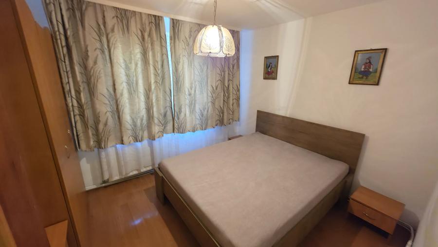 Apartament 3 camere, 74 mp, balcon, demisol, Cetate