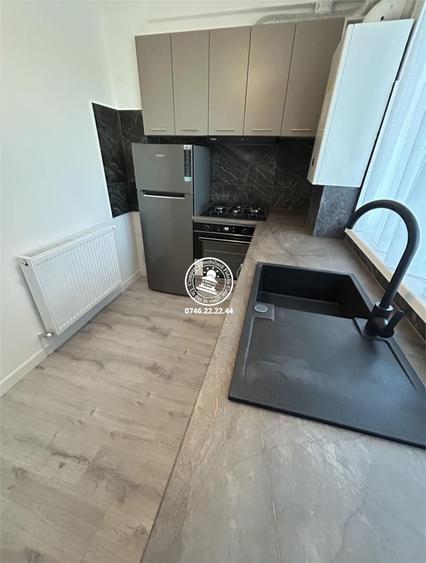 Apartament o camera zona Manta Rosie blv Poitiers