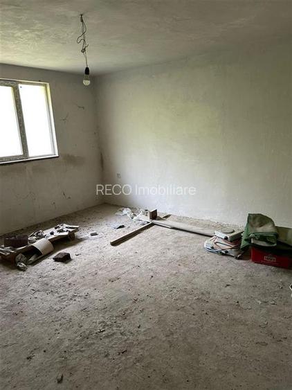 RECO Casa 5 camere zona Oncea - 31