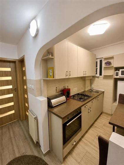 Apartament 2 camere zona Cedonia