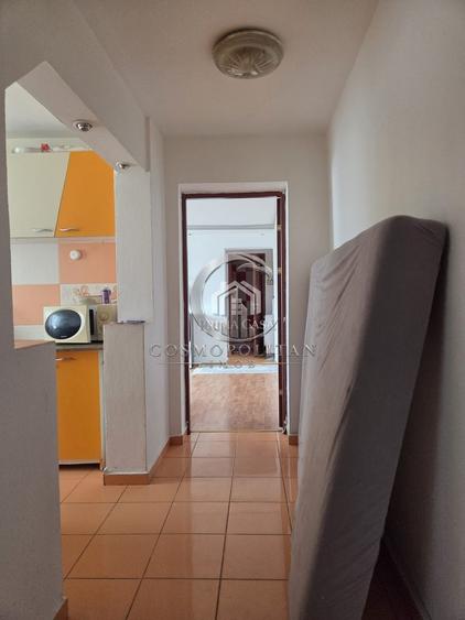 Apartament cu 3 camere ~ zona Crang/Stadion ~ etaj 4din4 ~ mobilat/utilat