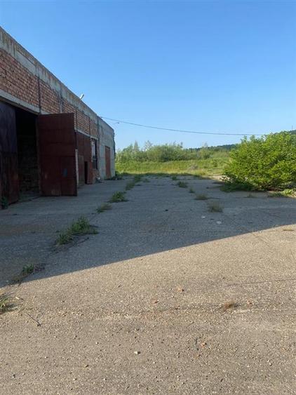 CLADIRE INDUSTRIALA 3500 mp SI TEREN 10.000 MP DE VANZARE CASIN