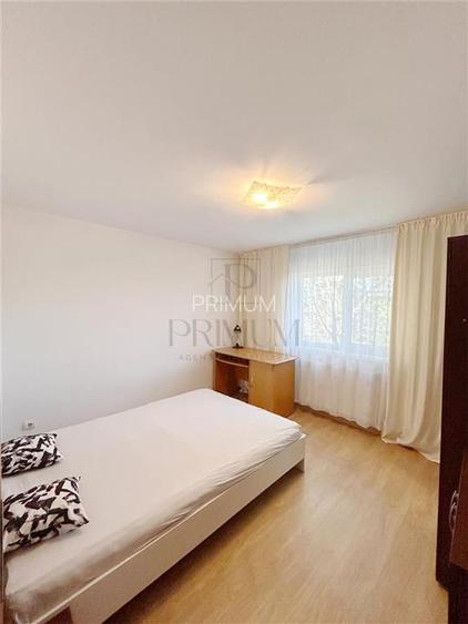 LUNEI - 3 CAMERE - DECOMANDAT - CENTRALA PROPRIE - 2 BAI - ETAJ 2 - 4