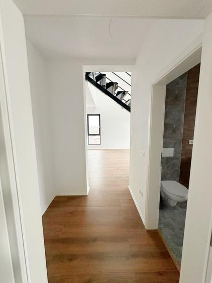 Apartament 3 camere, 83 mp utili, doua nivele, decomandat-Giroc- Hotel IQ