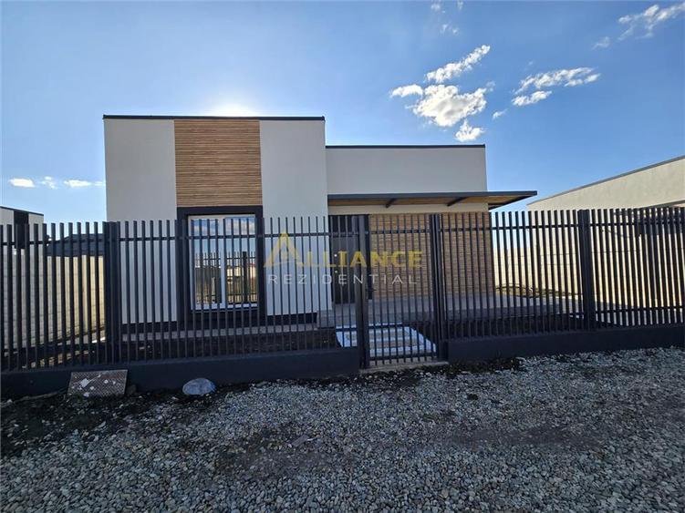 Casa individuala - 4 camere - 2 bai - 386mp teren- cartierul nou