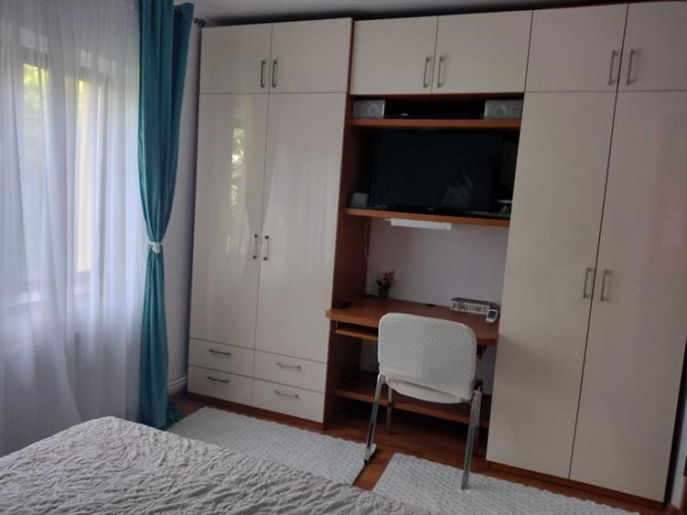 Apartament 2 camere, Rovine(Pizzeria Ibitza)