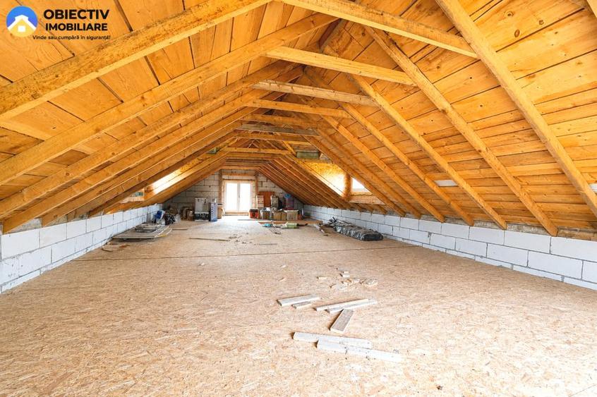 Casă + teren 2335 mp de vânzare – comuna Bodesti