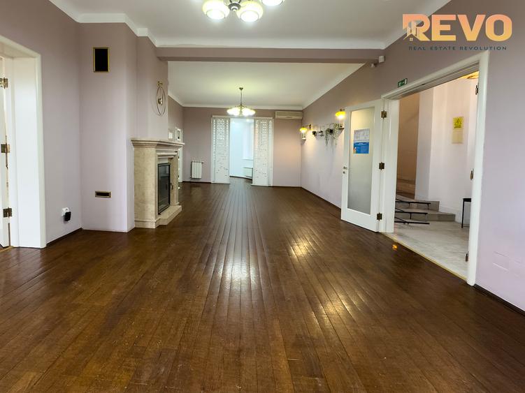 Victoriei - Berzei |Vilă interbelică | 5 camere | 190mp | Curte | Comision 0%