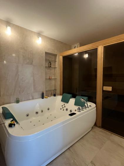 Studio spectaculos de 70 mp | Jacuzzi |Sauna | Dressing | Parcare | Plevnei