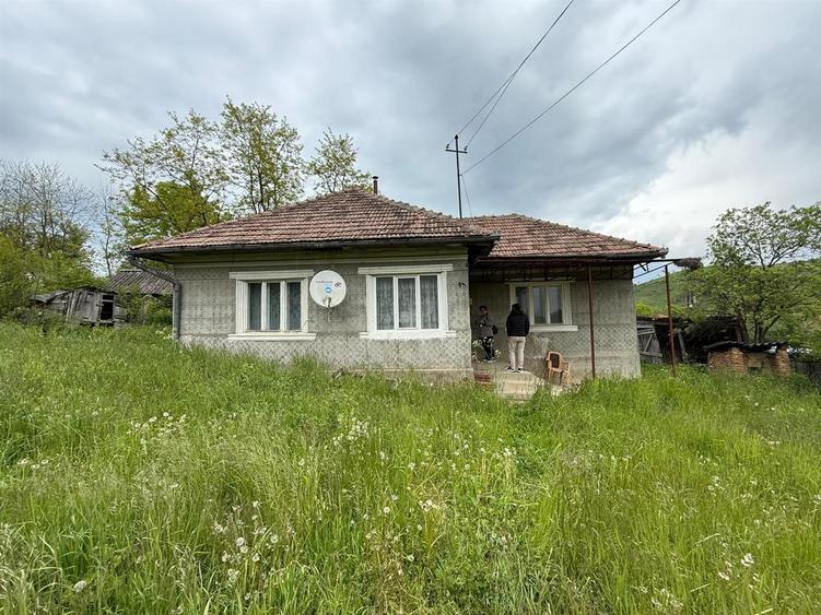 Casă la țară l teren 6600 MP l Așchileu Mare