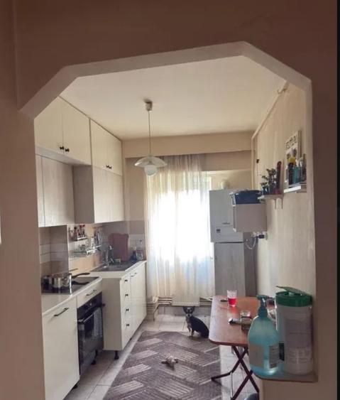 Apartament cu 3 camere decomandate,  Manastur central
