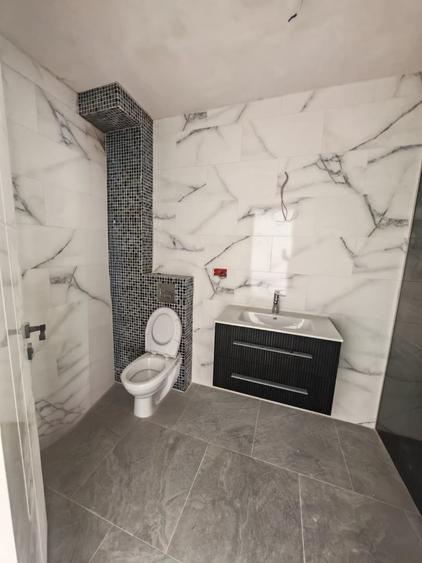De vanzare 2 studio-uri bloc nou, Tractoru, Coresi