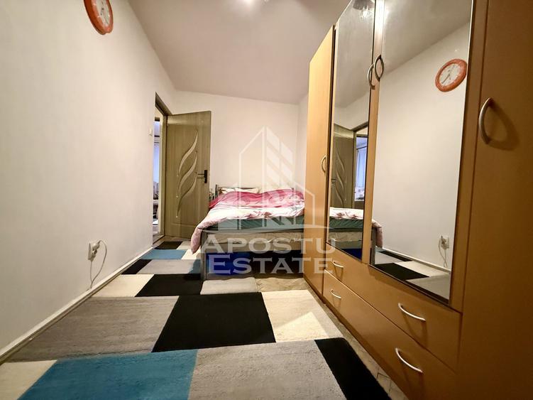 Apartament cu 3 camere de vanzare, zona Girocului, Timisoara