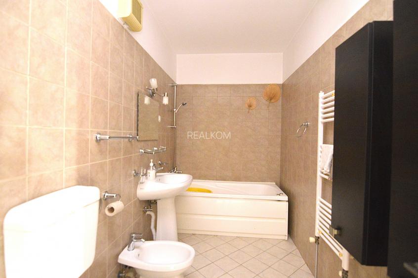 VANZARE APARTAMENT 2 CAMERE DECEBAL – STR. INVINGATORILOR - 21
