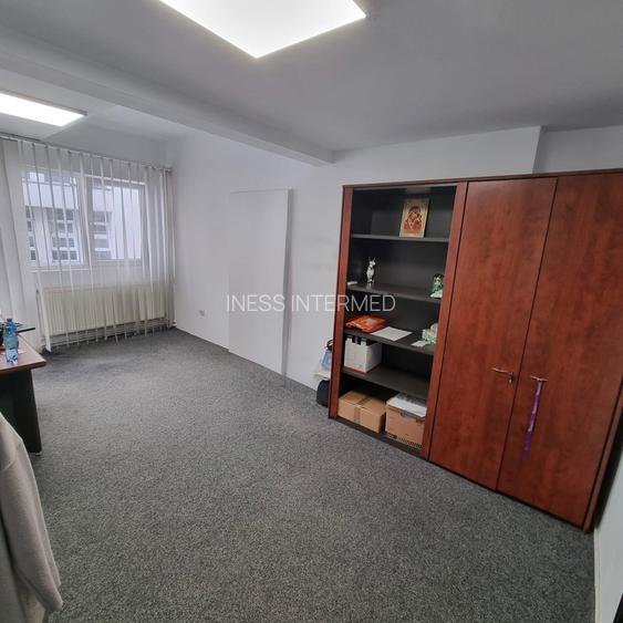 UNIVERSITATE SPATIU PENTRU BIROU , O CAMERA 23MP UTILI IN CLADIRE DE BIROURI, - 2
