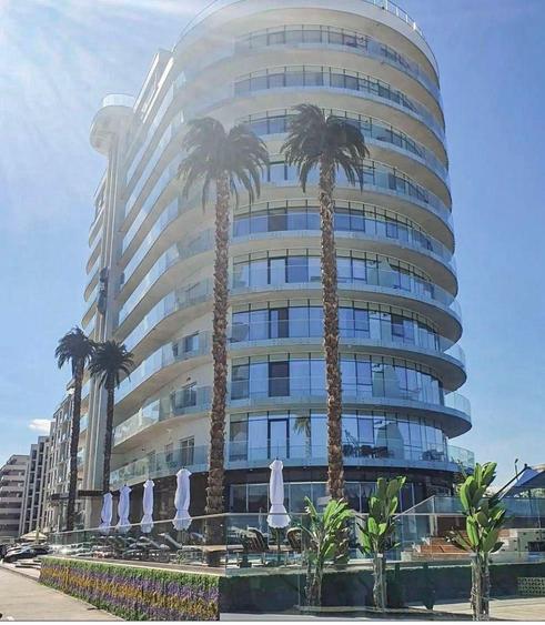Complex White Tower, Mamaia, studio mobilat si utilat lux de vanzare