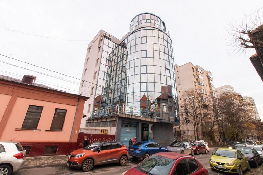 Cladire de birouri inchiriata | Randament +7,5% / an | Contract ferm | - 1