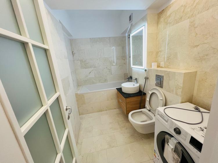 APARTAMENT 2 CAMERE ROYAL TOWN-complet utilat si mobilat