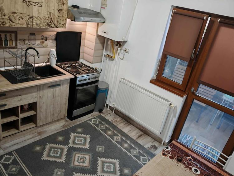 Casa triplex zona Kaufland Galata