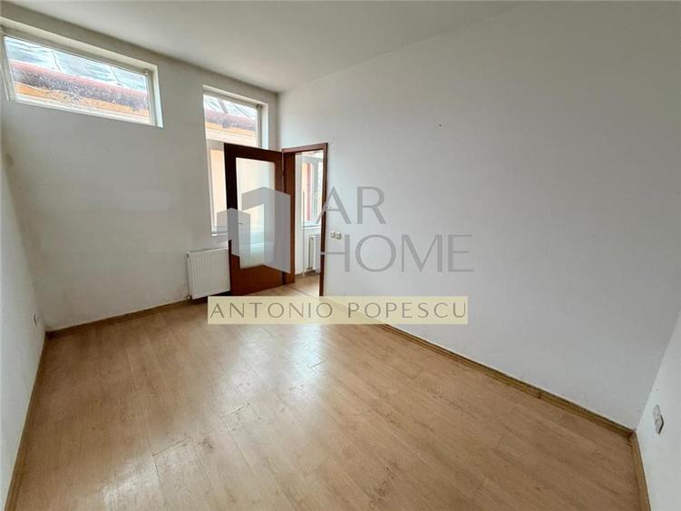 Casa 4 camere, 2 bai, 2 intarari, Ploiesti, zona Gh. Doja.