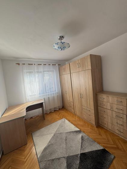 Apartament 3 camere modern, renovat recent, cu parcare – Gheorgheni