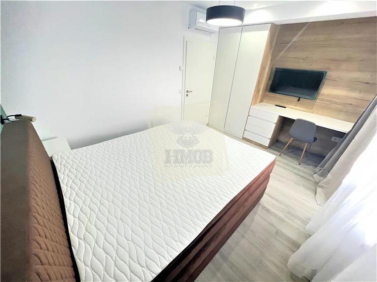 Pethouse de lux 4 camere 2 bai 2 terase si parcare in zona Centrala