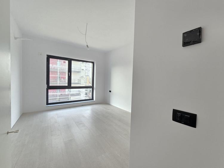Apartament 4 Camere cu Curte la 15 Min Metrou Nicolae Teclu Bloc Nou Finalizat