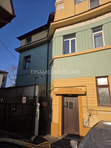 Garsonieră în vilă, Central București, curte și pivniță