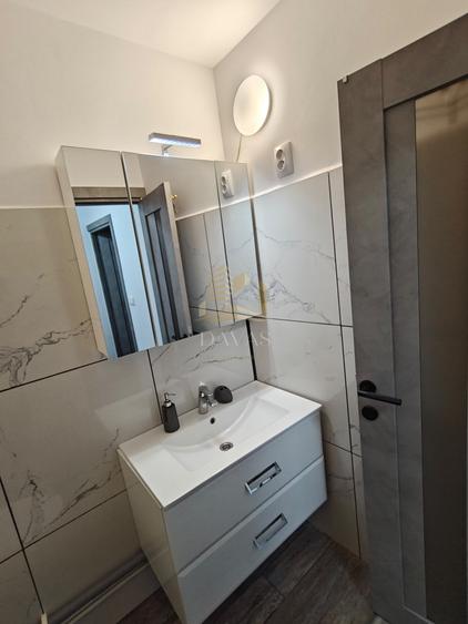 Apartament 3 camere decomandat | 2 bai | Modern | Plopilor | 75mp utili