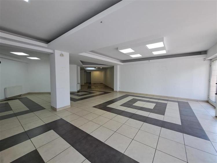 Spatiu comercial, 166 mp utili, situat in cartierul Marasti!