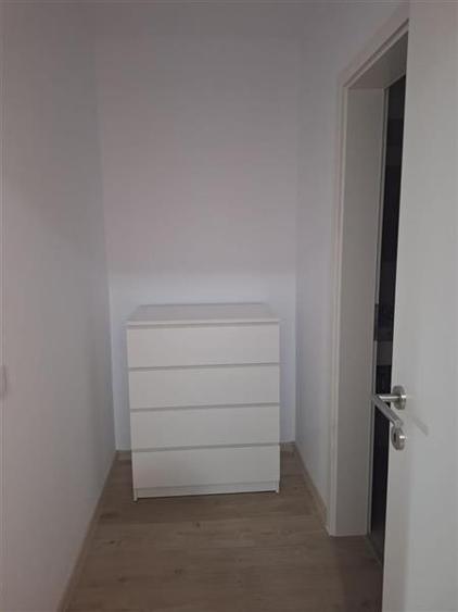 Prima inchiriere! Decomandat, 2bai, loc parcare, Tractorul, Brasov