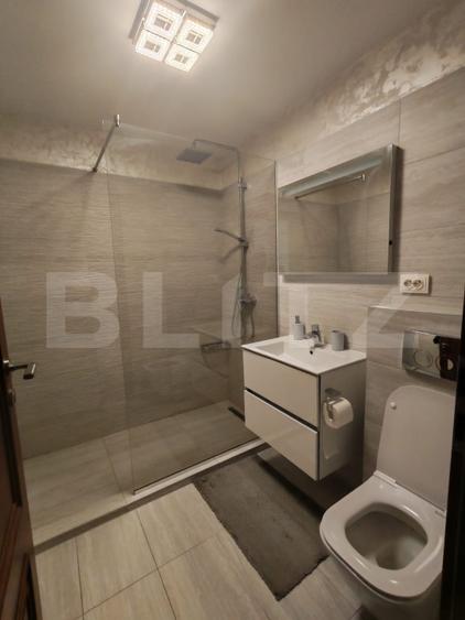 Apartament 3 camere de vanzare cu parcare inclusa, zona Subcetate