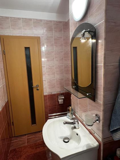 Spatios, bucatarie mobilata si utilata,