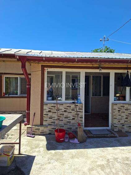 Casă de vânzare în Lungulețu, județul Dâmbovița – 59.000 € - 3