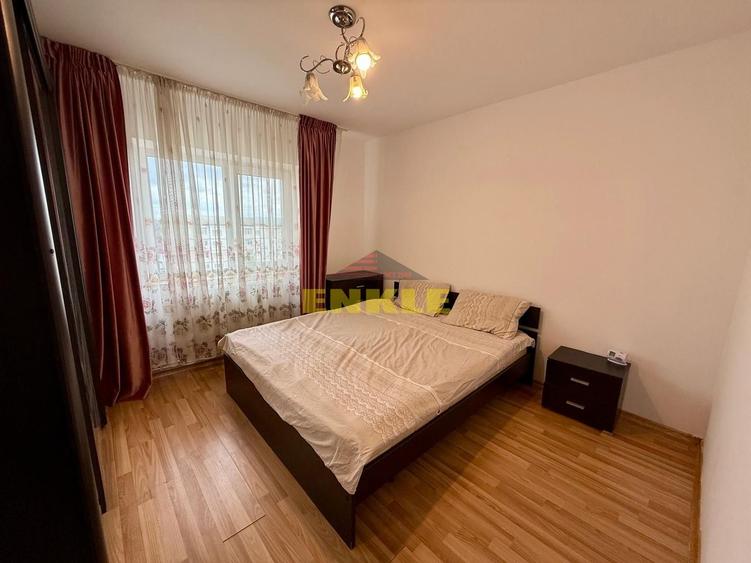 De vanzare apartament 2 camere decomandat