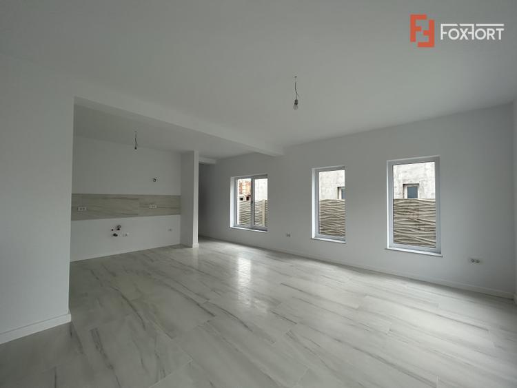 Duplex deosebit cu 5 camere in Ghiroda