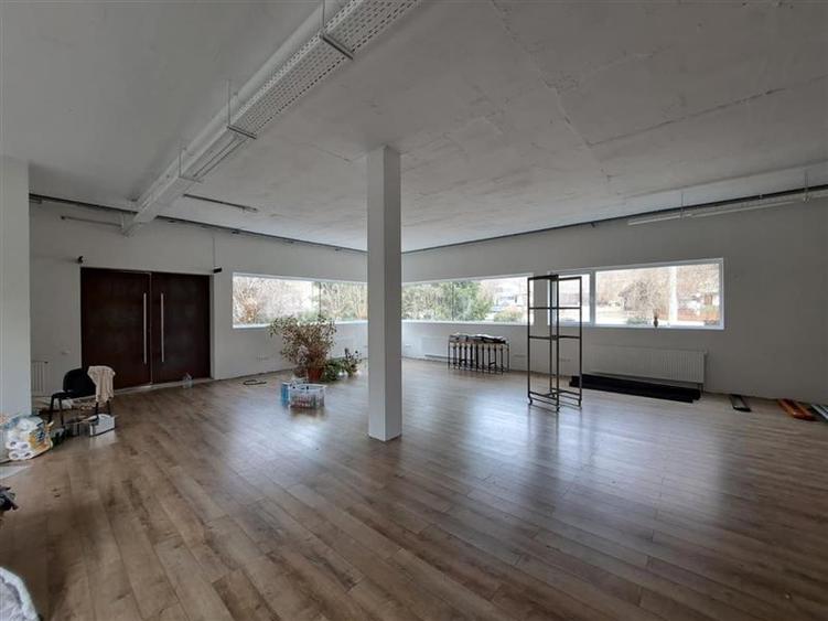 Spatiu comercial, D+P, 420 mp utili, sens Cluj-Turda!