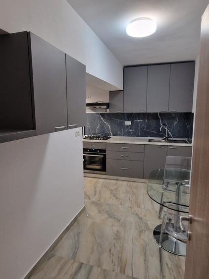 Proprietar, apartament de lux, totul nou, vedere panoramica