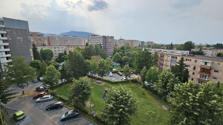 Bulevardul Saturn apartament mobilat si utilat cf I