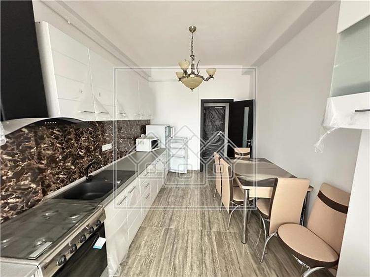 Ap de inchiriat in Sibiu, langa Sibiu Shopping City, nou, decomandat
