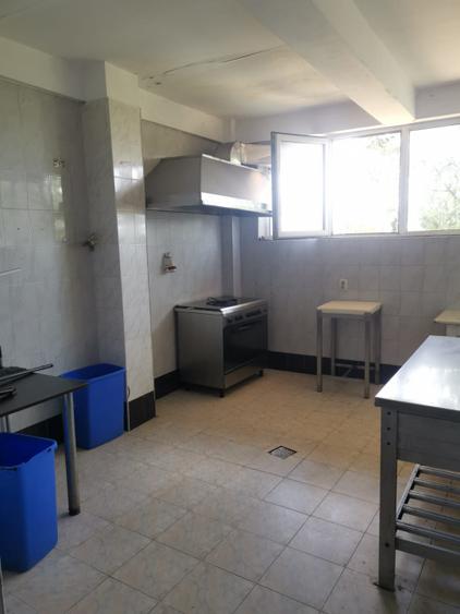 Pensiune P+1, cu restaurant + terasa, cu acces imediat la Drumul Expres