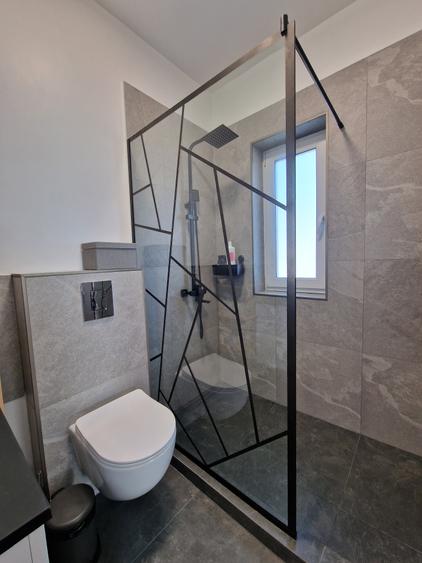 Casă 5 camere, mansardă, 140 mp, teren 350 mp