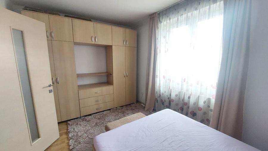 2 camere 48 mp, cu GARAJ, langa Sala Polivalenta, ideal investitie!!