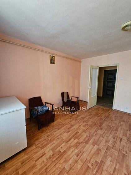 Garsoniera confort 1 ,etaj 2, in apropiere de liceul Nenitescu , 30 mp