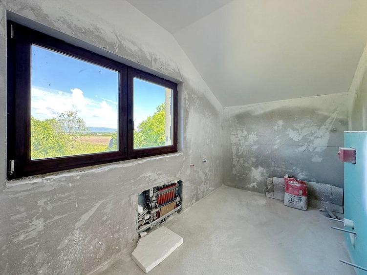 Casă spațioasă cu 4 camere, în complex rezidențial – Halchiu, Brașov