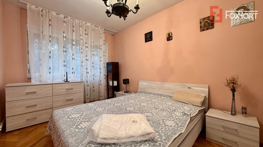 Apartament cu 3 camere si 2 bai de inchiriat, zona Circumvalatiuni